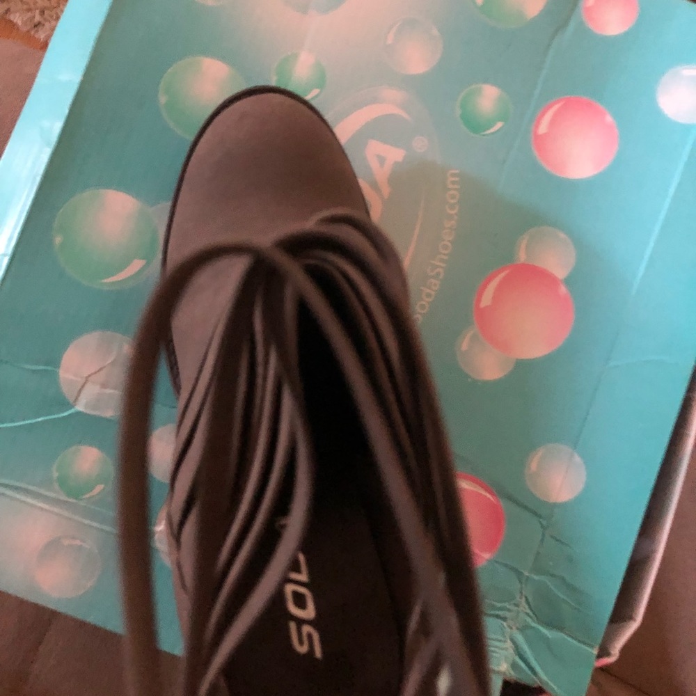 Boots - Picture 2 of 3